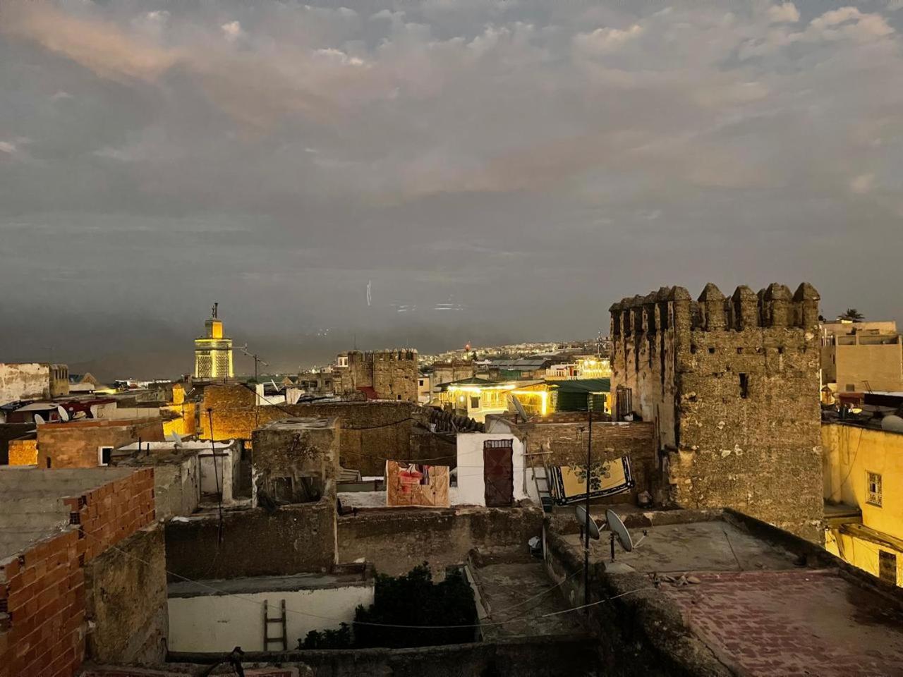 פס Downtown Hostel מראה חיצוני תמונה