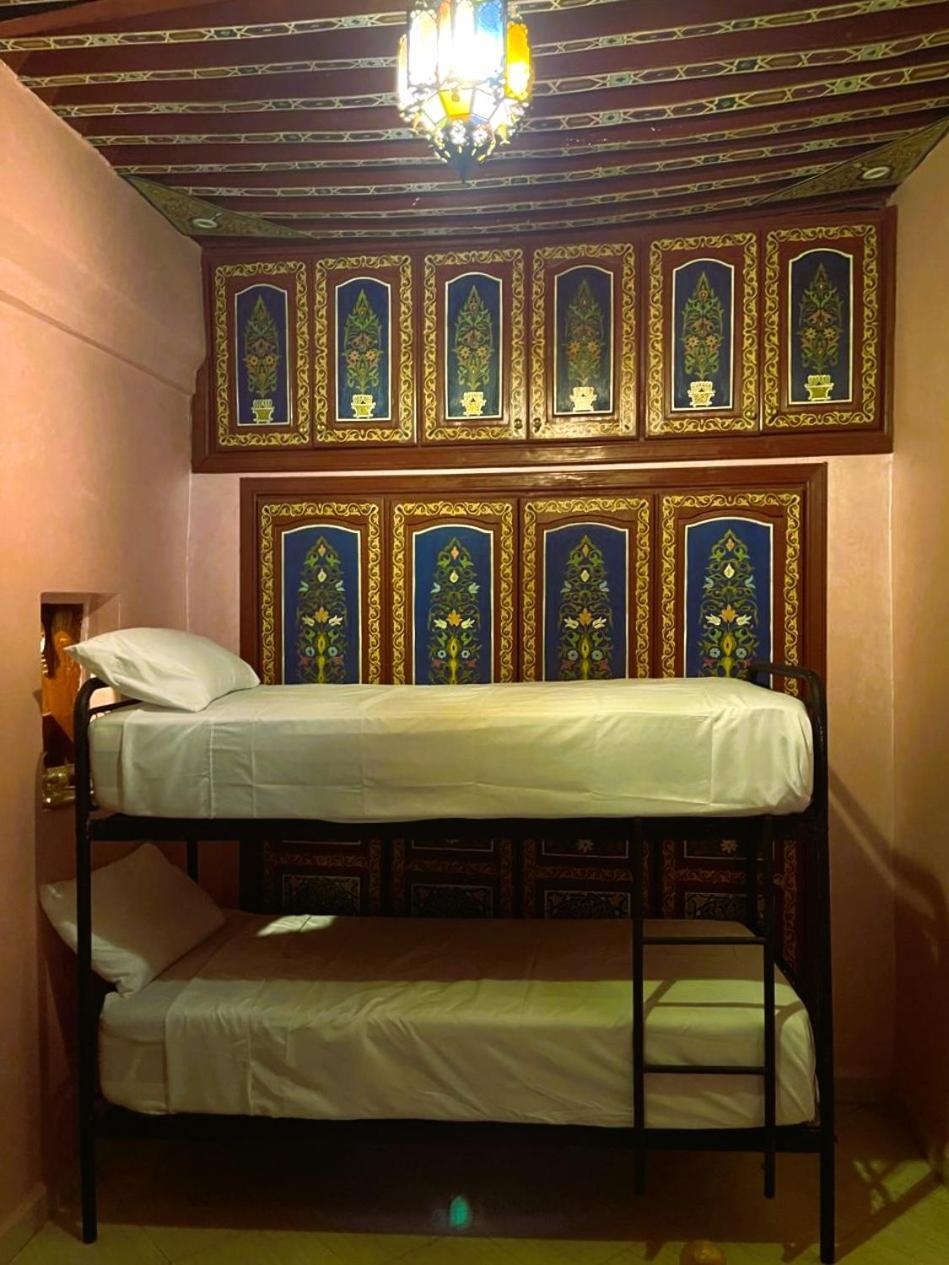 פס Downtown Hostel מראה חיצוני תמונה